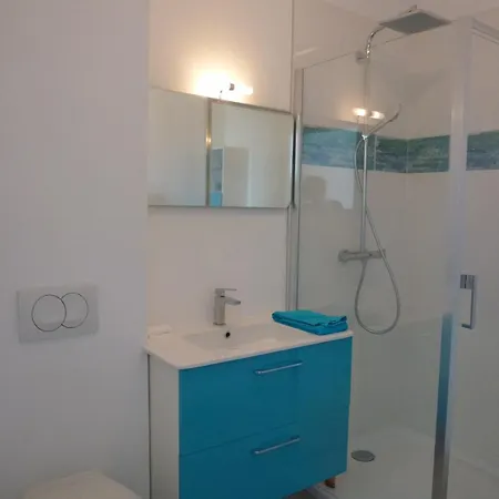 Vue Sur à 180, Baie De St Cyprien, Pas De Vis à Vis * Lecci