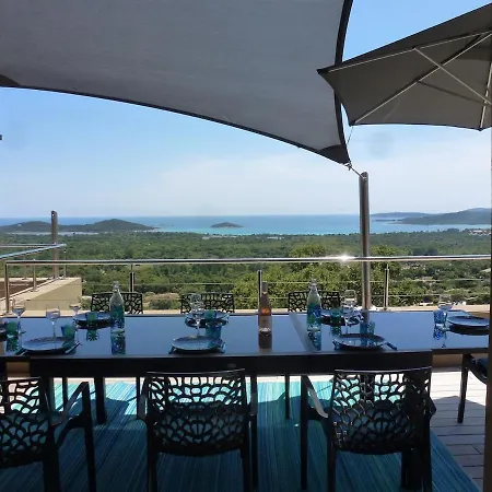 Vue Sur à 180, Baie De St Cyprien, Pas De Vis à Vis Lecci